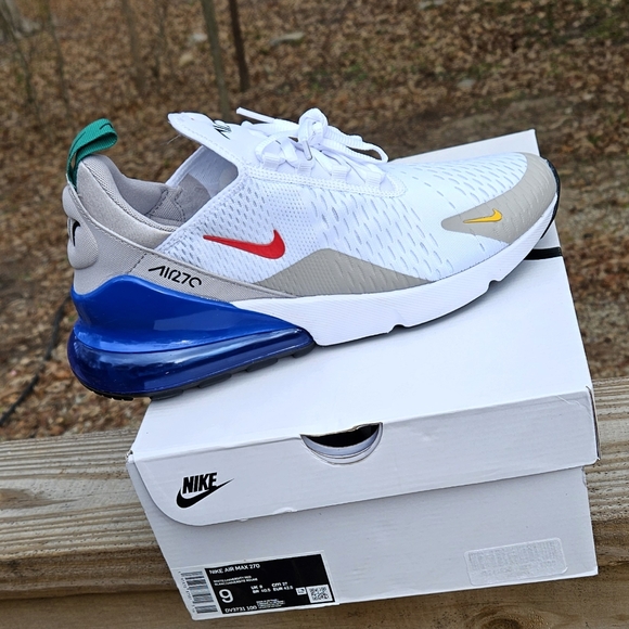 New Men's Nike Air Max 270 White Game Royal Blue Size (Tried On Once) - Picture 3 of 16
